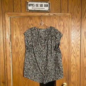 Daniel Rainn Monochrome Patterned Blouse